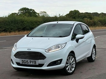 Used Ford Fiesta 2015 for sale - 79517127: Photo