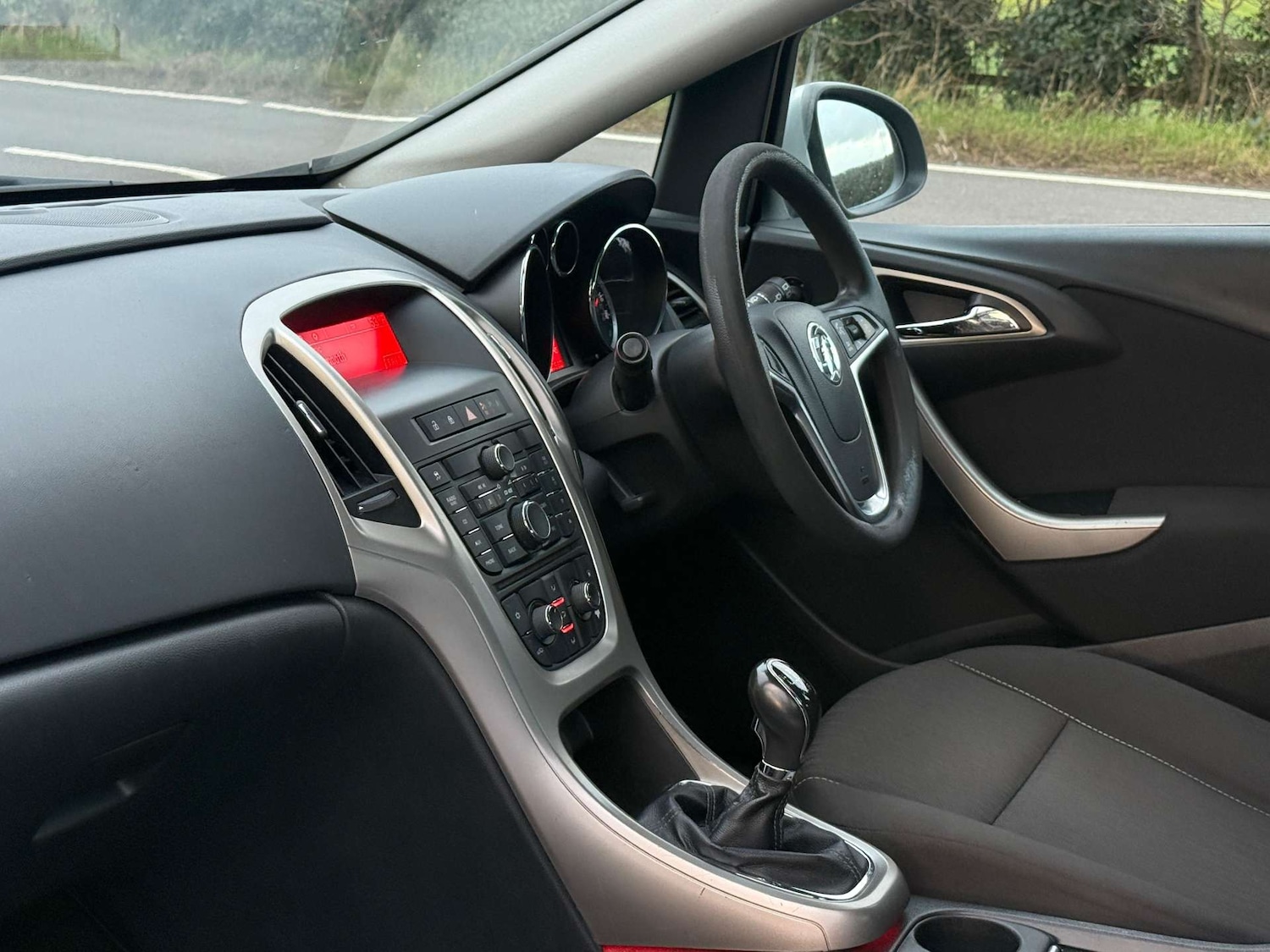 Used Vauxhall Astra 2011 for sale - 76921220: Photo 10