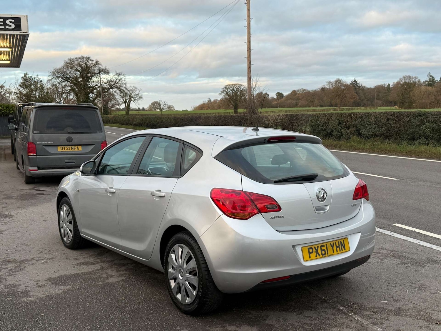 Used Vauxhall Astra 2011 for sale - 76921220: Photo 3