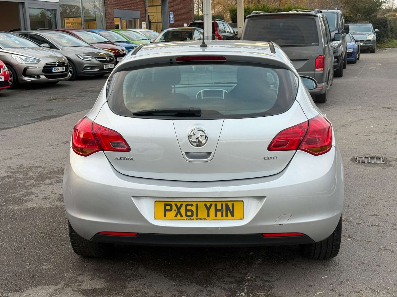 Used Vauxhall Astra 2011 for sale - 76921220: Photo 4