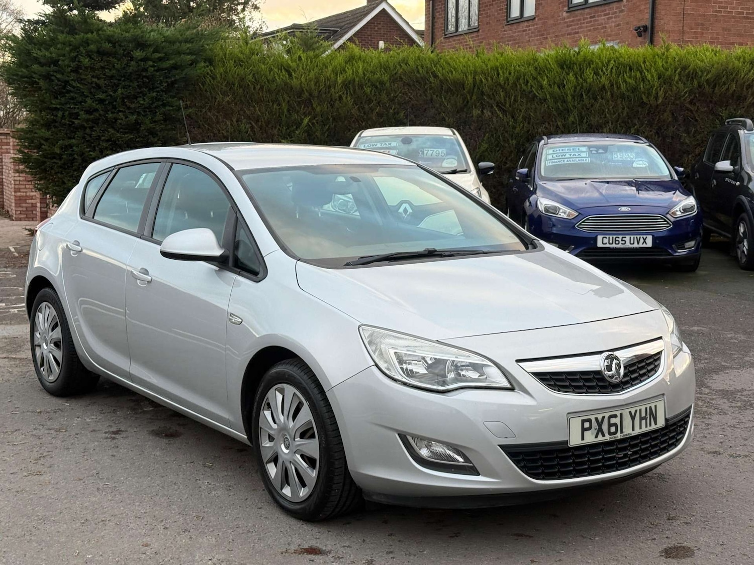 Used Vauxhall Astra 2011 for sale - 76921220: Photo 6