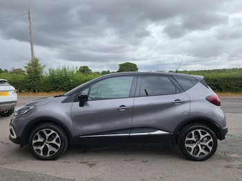 Used Renault Captur 2018 for sale - 79363578: Photo