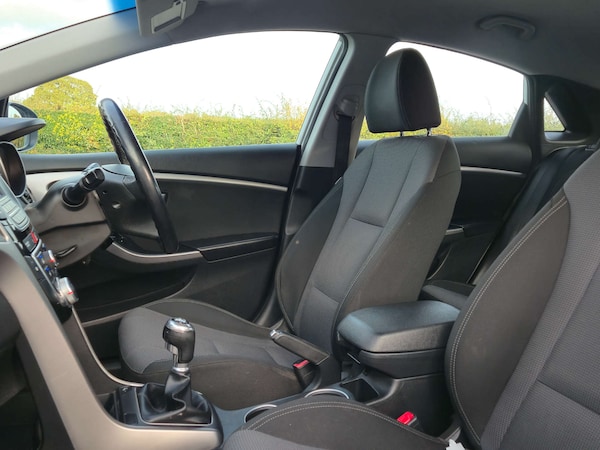 Used Hyundai i30 2016 for sale - 76237439: Photo 28