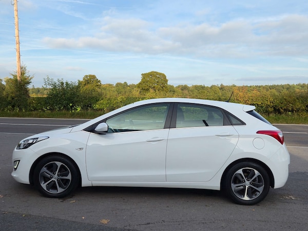 Used Hyundai i30 2016 for sale - 76237439: Photo 3