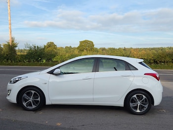 Used Hyundai i30 2016 for sale - 76237439: Photo 3