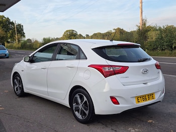 Used Hyundai i30 2016 for sale - 76237439: Photo 4