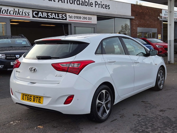Used Hyundai i30 2016 for sale - 76237439: Photo 6