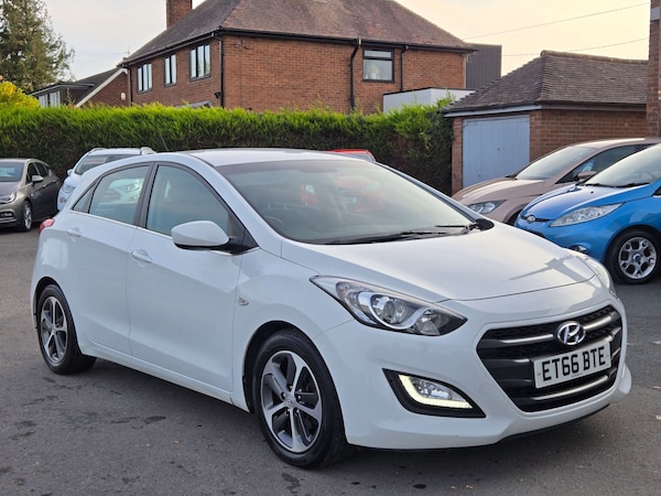 Used Hyundai i30 2016 for sale - 76237439: Photo 8