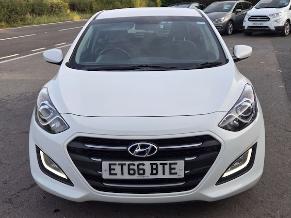 Used Hyundai i30 2016 for sale - 76237439: Photo 9