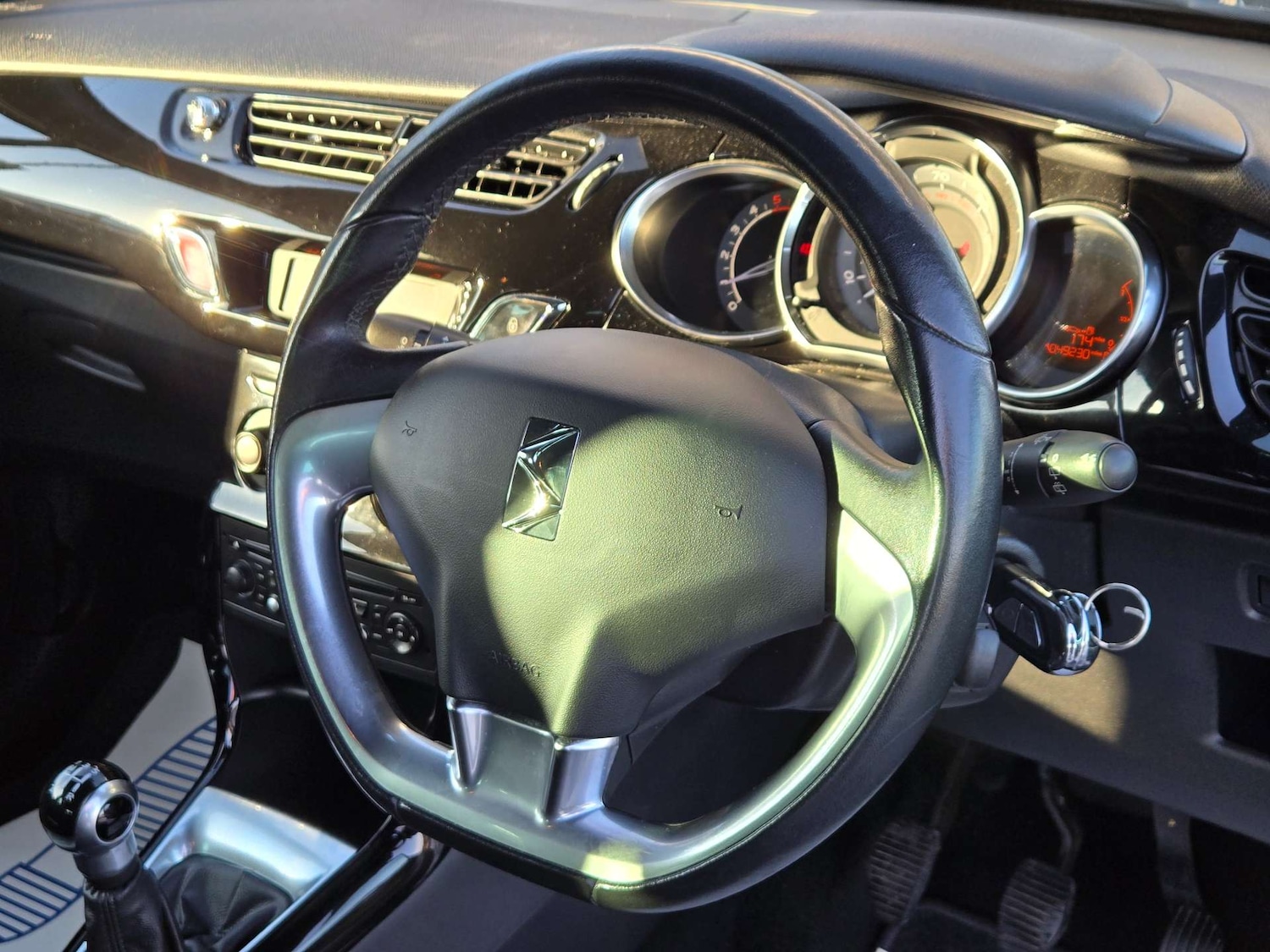 Used Citroen DS3 2011 for sale - 77160627: Photo 21