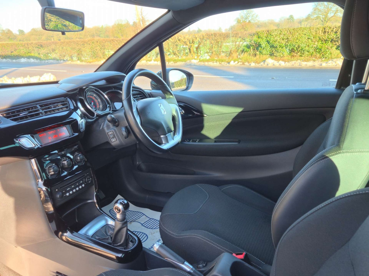 Used Citroen DS3 2011 for sale - 77160627: Photo 23