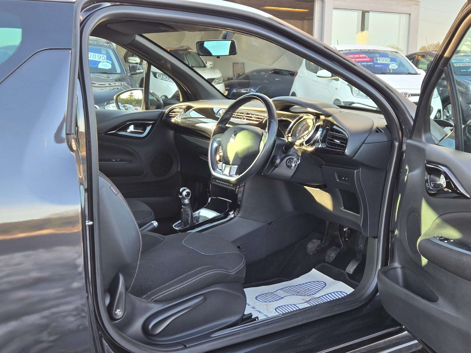 Used Citroen DS3 2011 for sale - 77160627: Photo 24