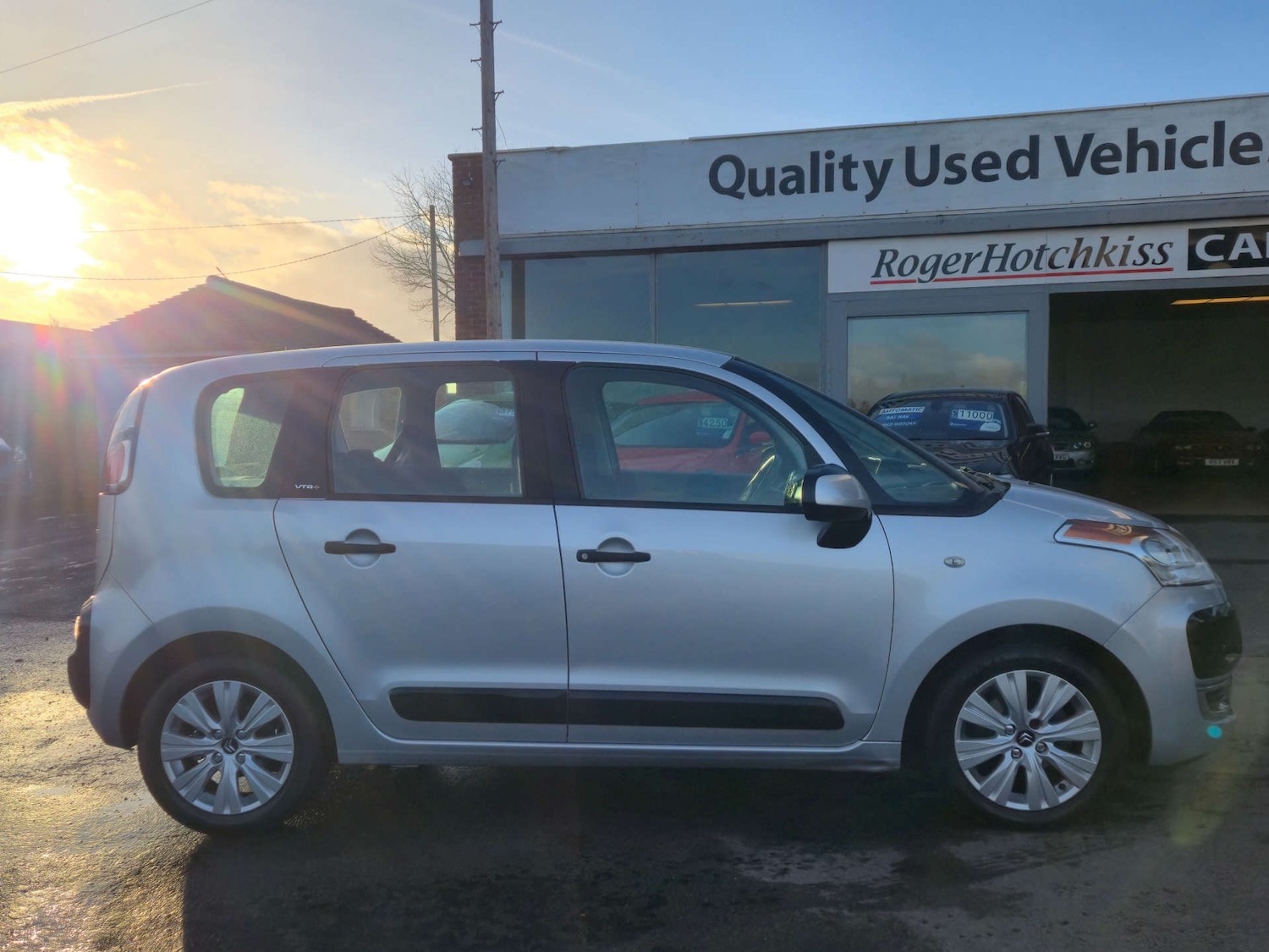 Used Citroen C3 Picasso 2011 for sale - 77132823: Photo 10