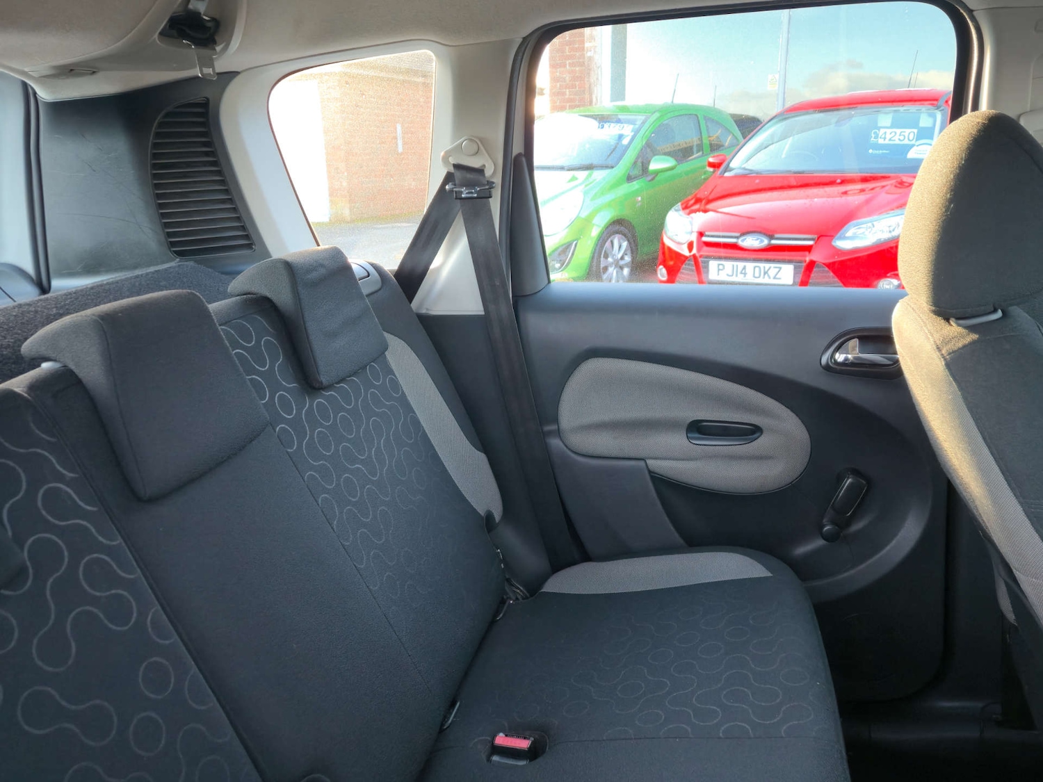 Used Citroen C3 Picasso 2011 for sale - 77132823: Photo 25