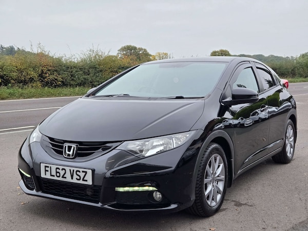 Used Honda Civic 2012 for sale - 76280345: Photo 12