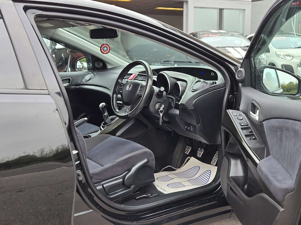 Used Honda Civic 2012 for sale - 76280345: Photo 17