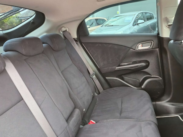 Used Honda Civic 2012 for sale - 76280345: Photo 23