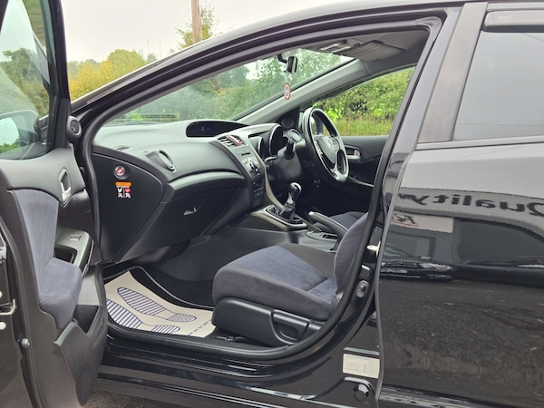 Used Honda Civic 2012 for sale - 76280345: Photo 26