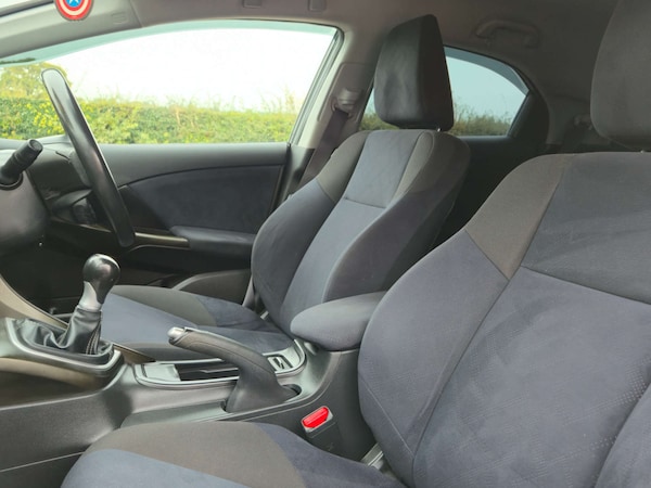 Used Honda Civic 2012 for sale - 76280345: Photo 29