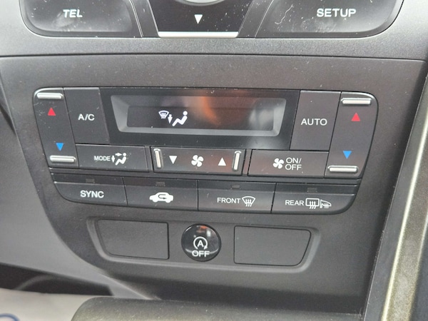 Used Honda Civic 2012 for sale - 76280345: Photo 31