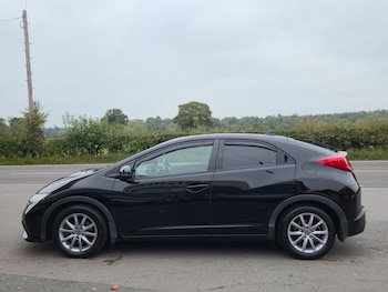 Used Honda Civic 2012 for sale - 76280345: Photo 3