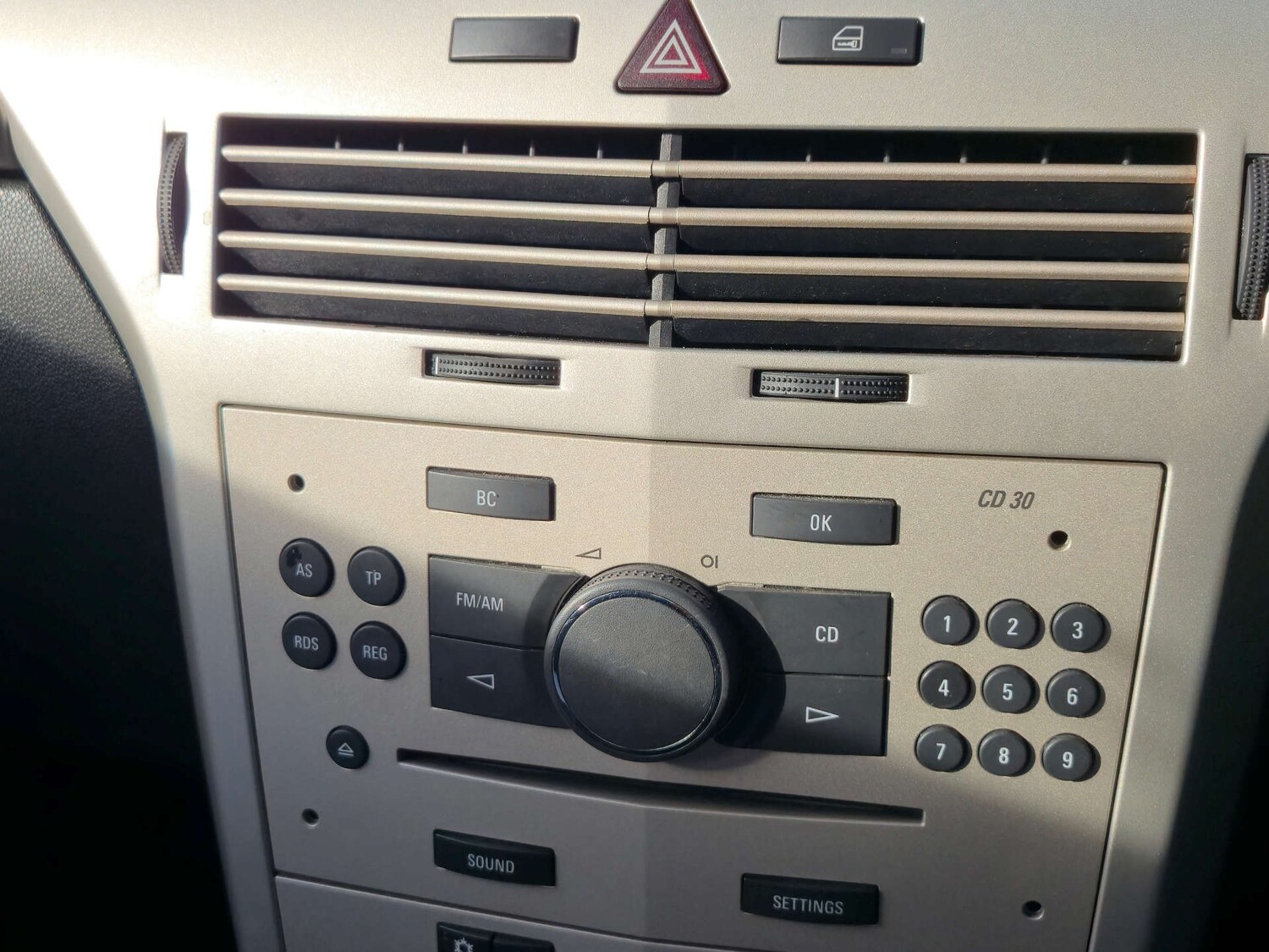 Used Vauxhall Astra 2008 for sale - 76567735: Photo 29