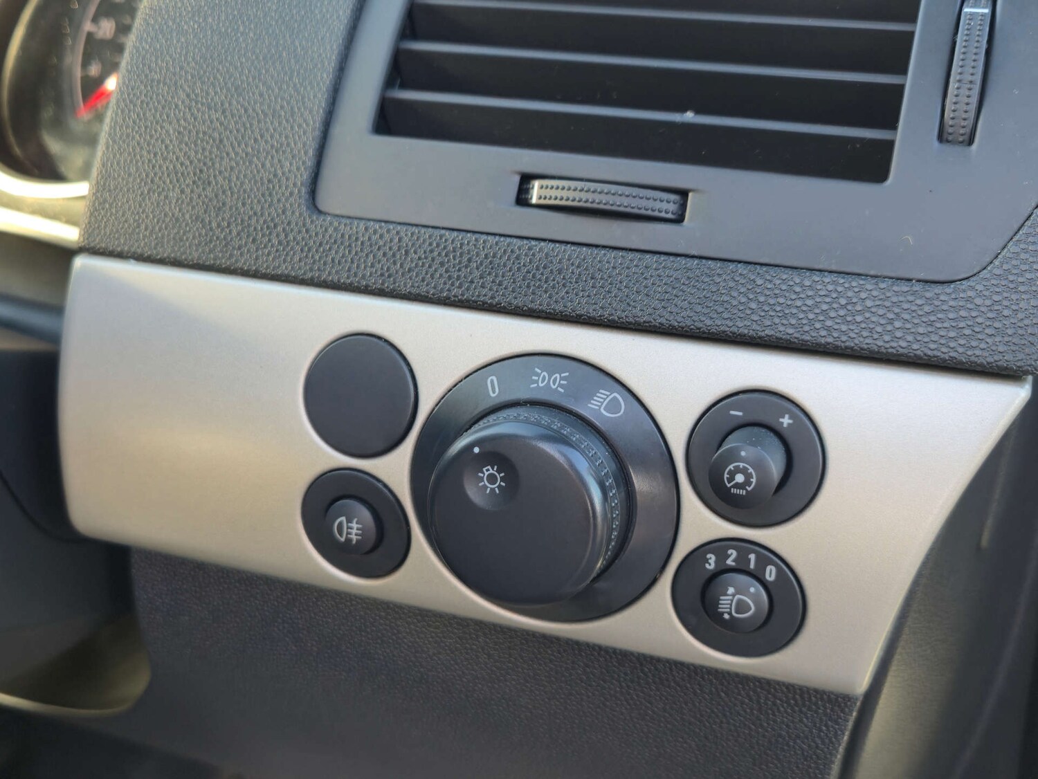 Used Vauxhall Astra 2008 for sale - 76567735: Photo 32