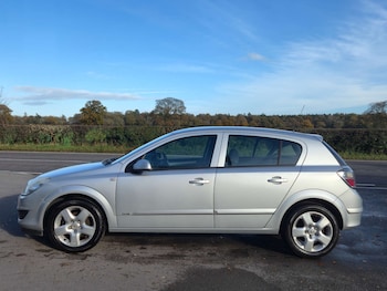 Used Vauxhall Astra 2008 for sale - 76567735: Photo