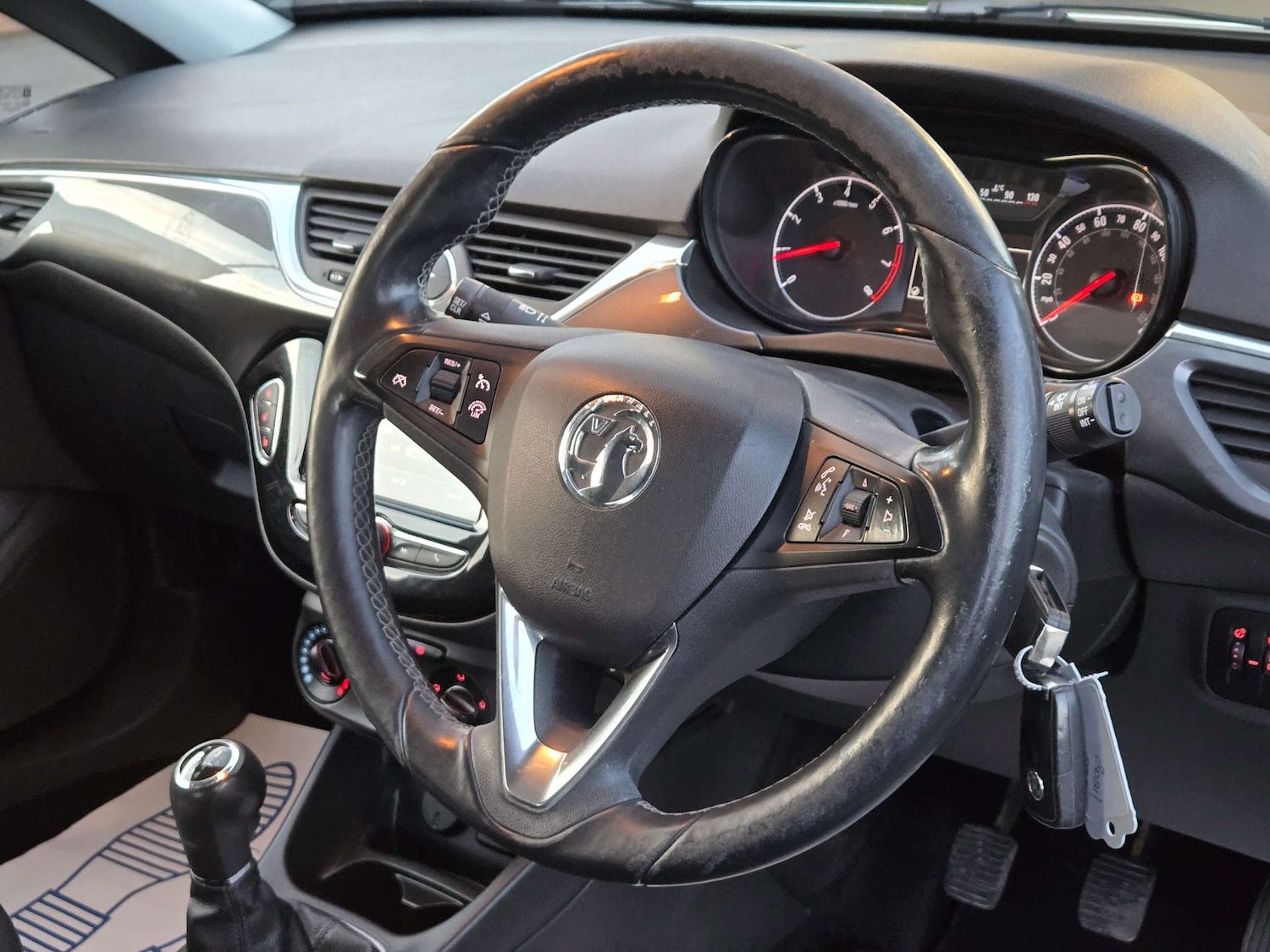 Used Vauxhall Corsa 2016 for sale - 77022628: Photo 18