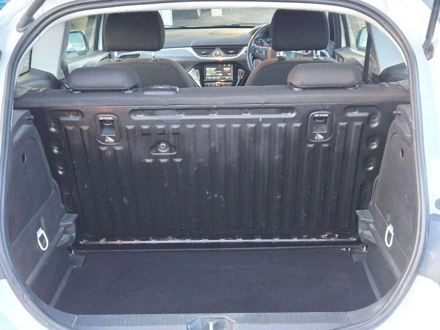 Used Vauxhall Corsa 2016 for sale - 77022628: Photo 6