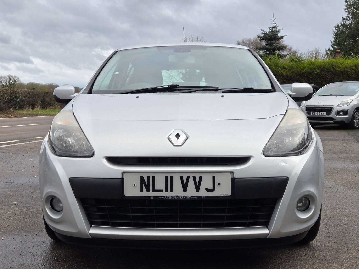 Used Renault Clio 2011 for sale - 77498251: Photo 11