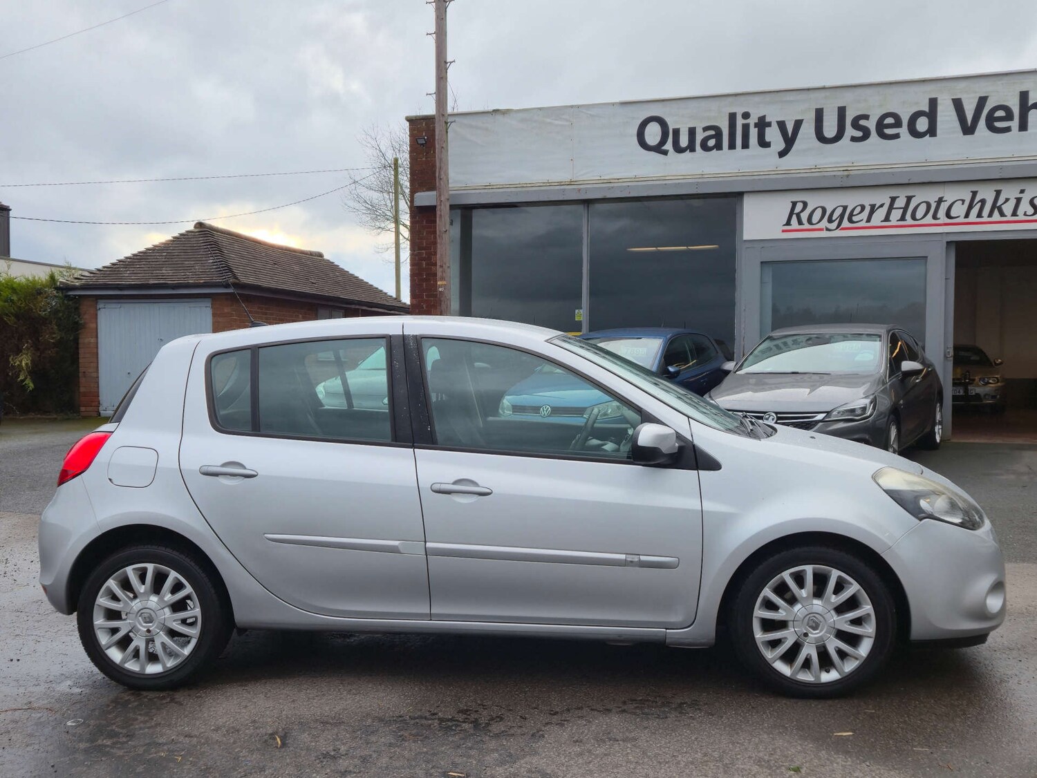 Used Renault Clio 2011 for sale - 77498251: Photo 8