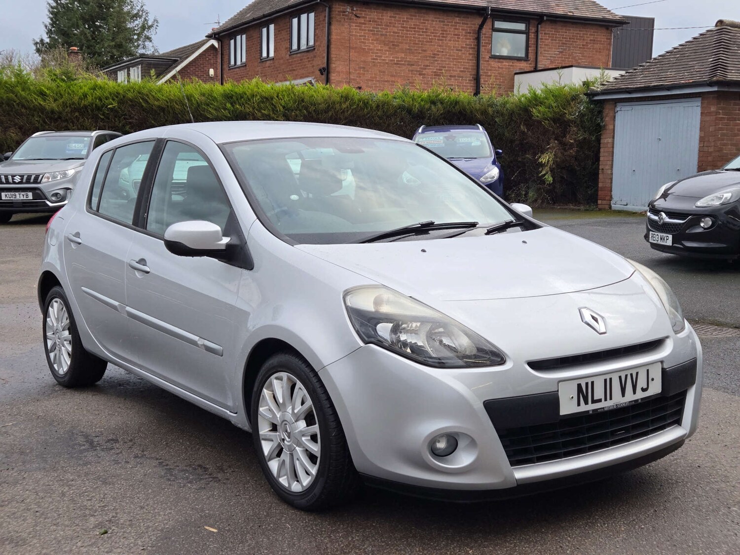 Used Renault Clio 2011 for sale - 77498251: Photo 9