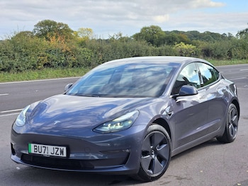 Used Tesla Model 3 2021 for sale - 76237438: Photo