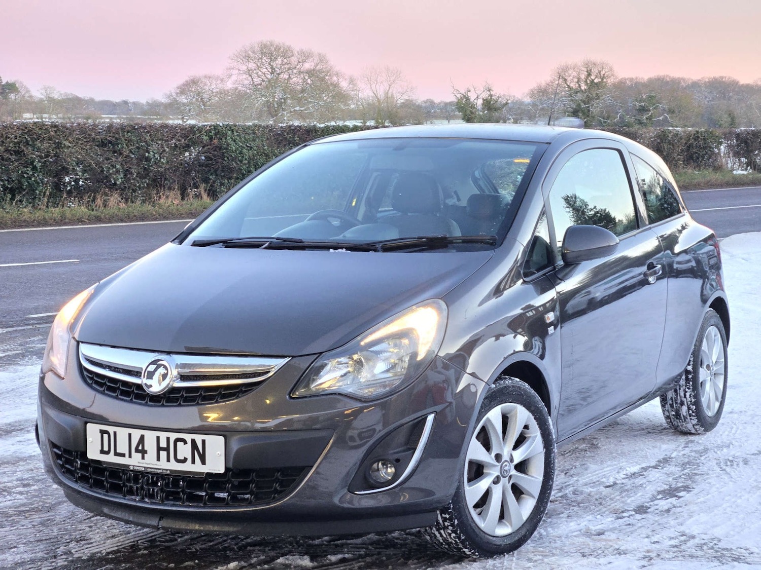Used Vauxhall Corsa 2014 for sale - 77107181: Photo 1