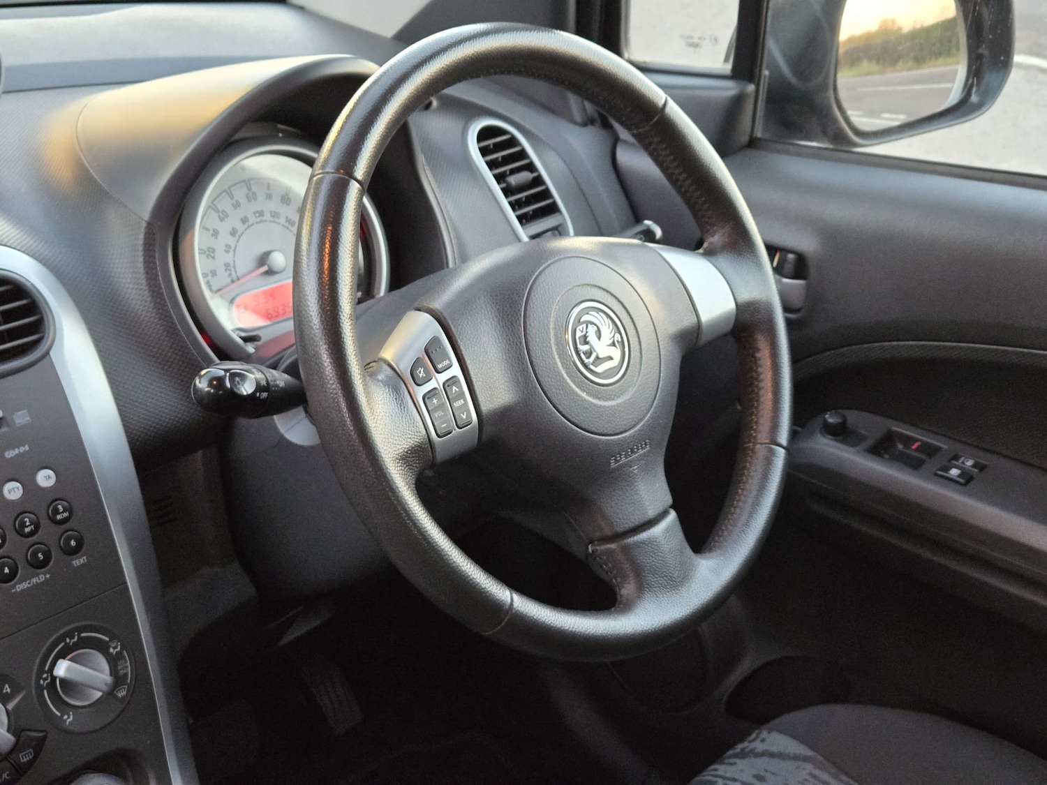 Used Vauxhall Agila 2012 for sale - 76699694: Photo 28