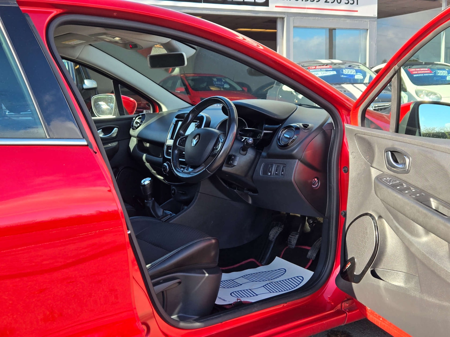 Used Renault Clio 2016 for sale - 76369452: Photo 17