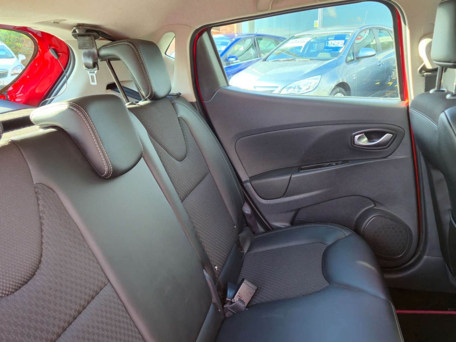 Used Renault Clio 2016 for sale - 76369452: Photo 26