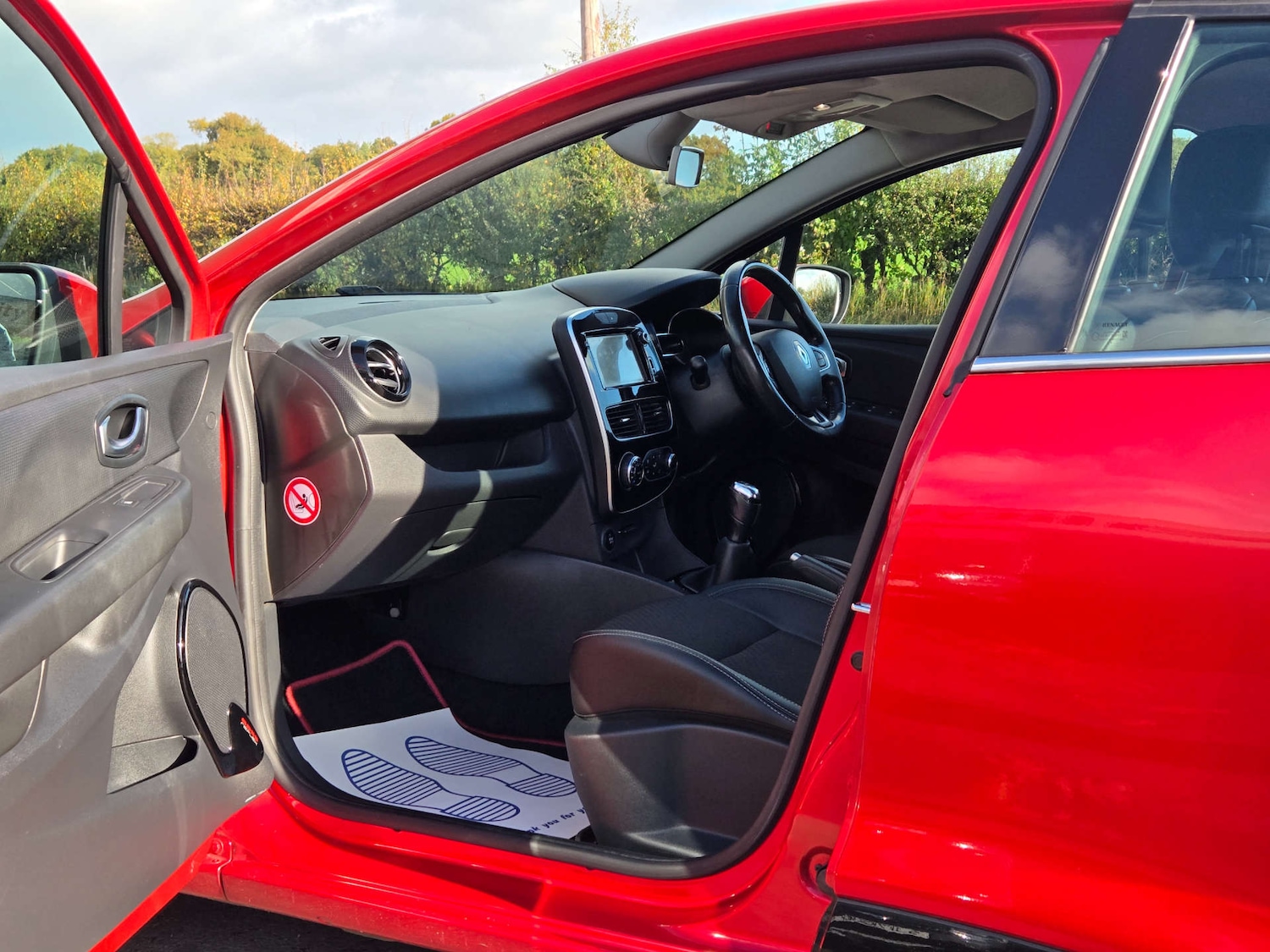 Used Renault Clio 2016 for sale - 76369452: Photo 29