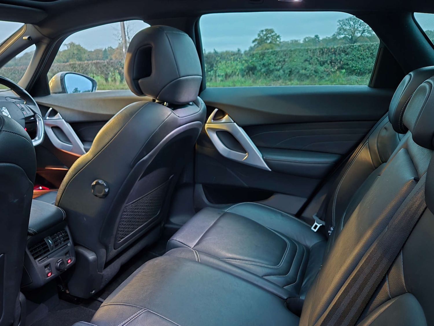 Used Citroen DS5 2014 for sale - 76581898: Photo 25