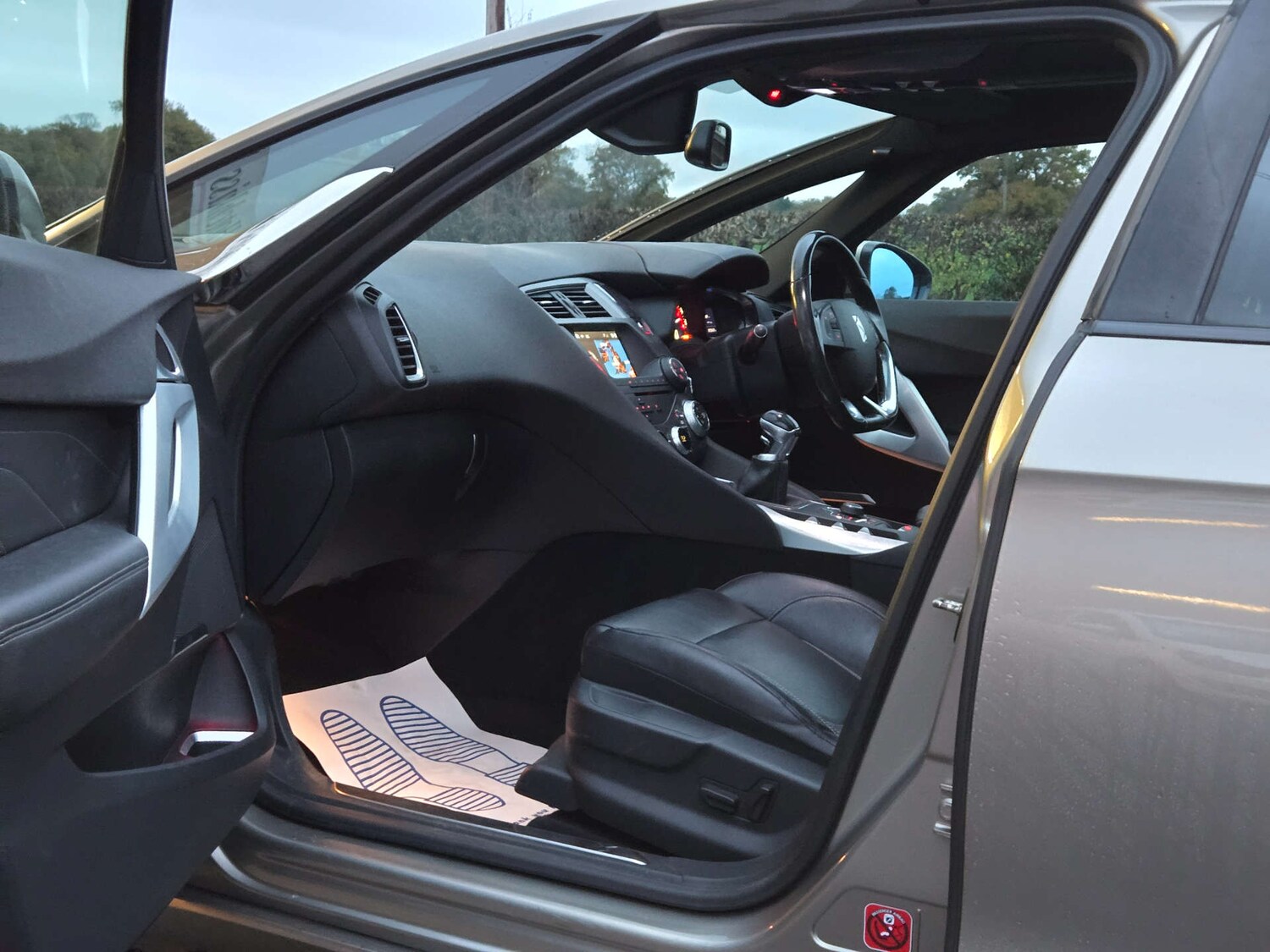 Used Citroen DS5 2014 for sale - 76581898: Photo 28