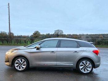 Used Citroen DS5 2014 for sale - 76581898: Photo