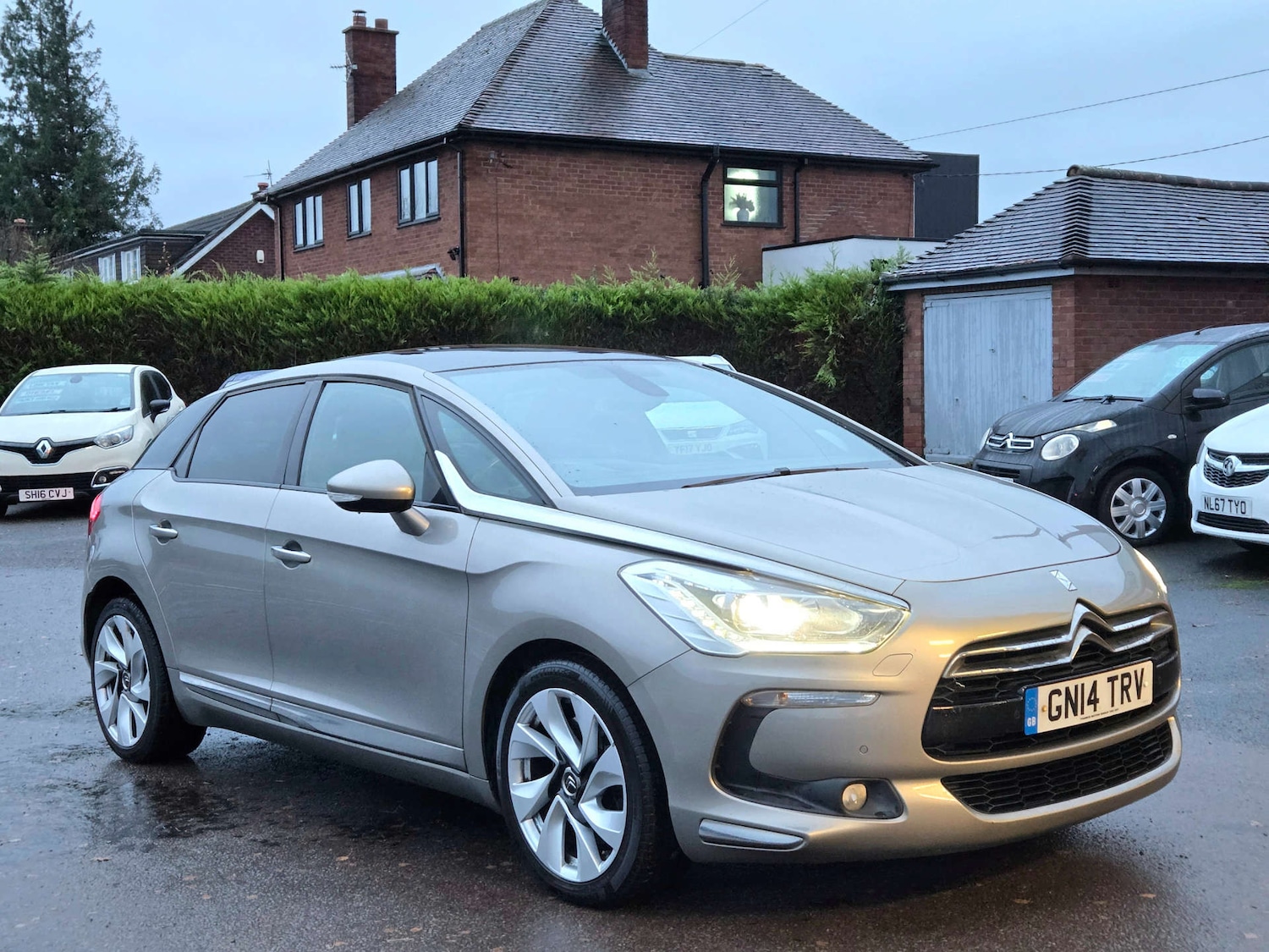 Used Citroen DS5 2014 for sale - 76581898: Photo 8