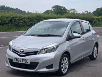 Used Toyota Yaris 2013 for sale - 74902010: Photo