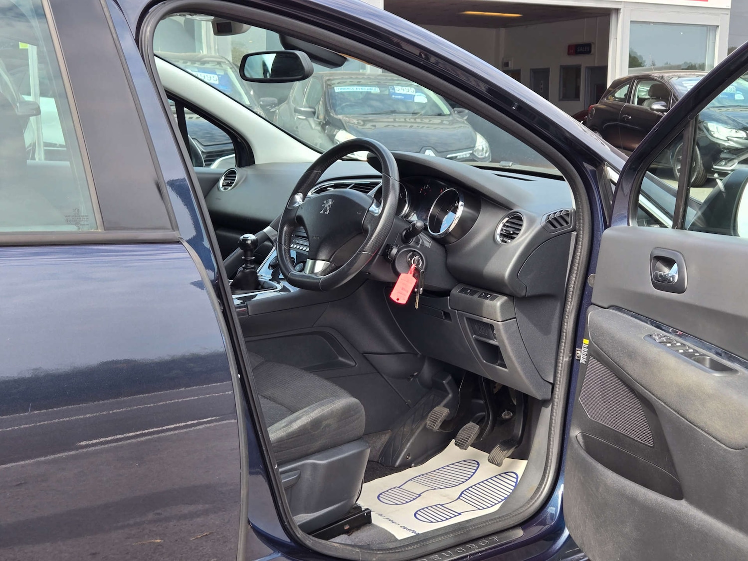 Used Peugeot 3008 2015 for sale - 76878101: Photo 17