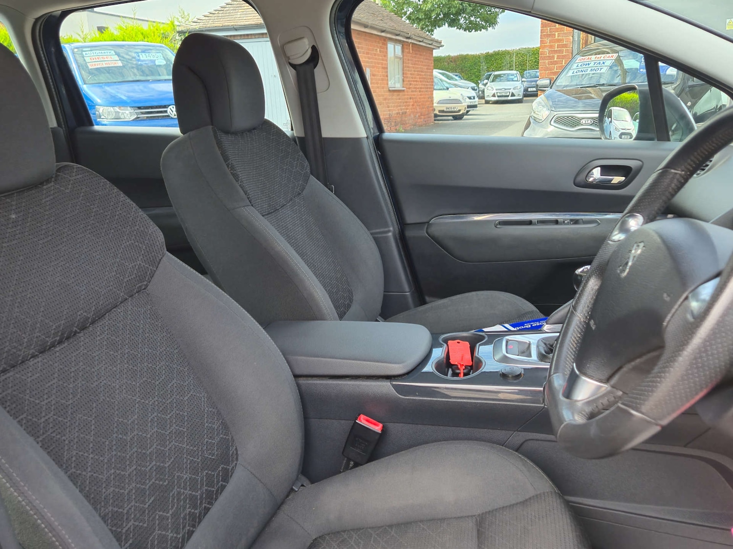 Used Peugeot 3008 2015 for sale - 76878101: Photo 20