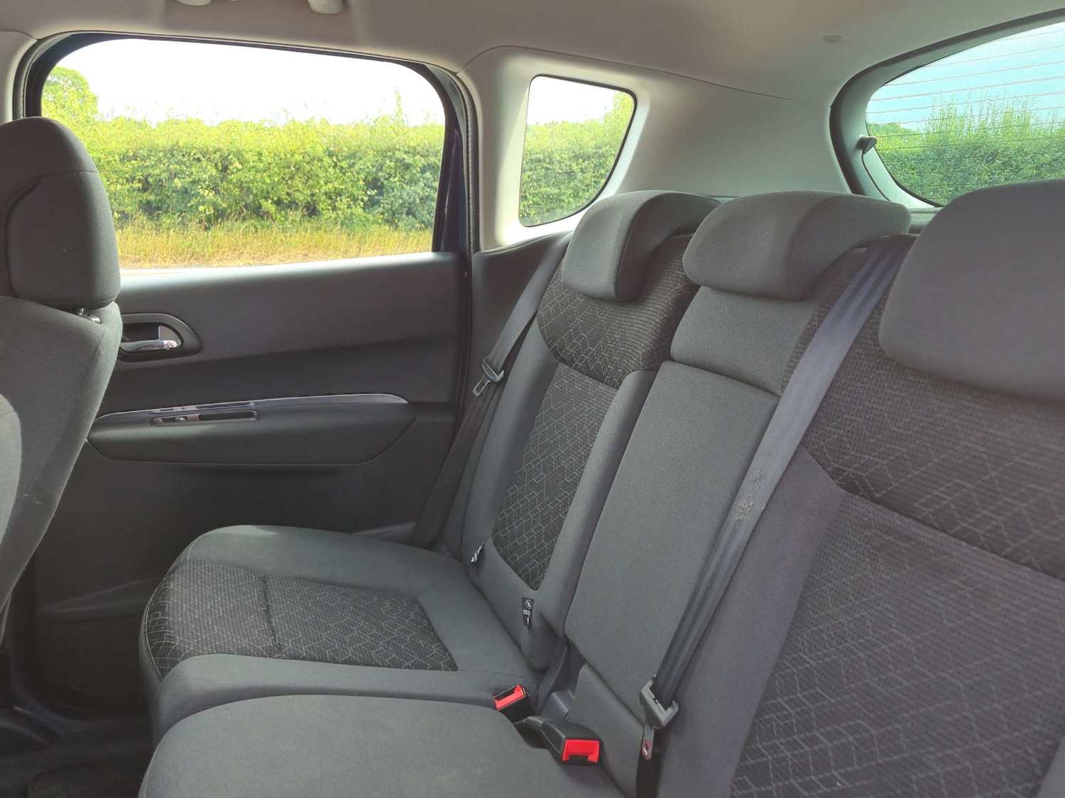 Used Peugeot 3008 2015 for sale - 76878101: Photo 25