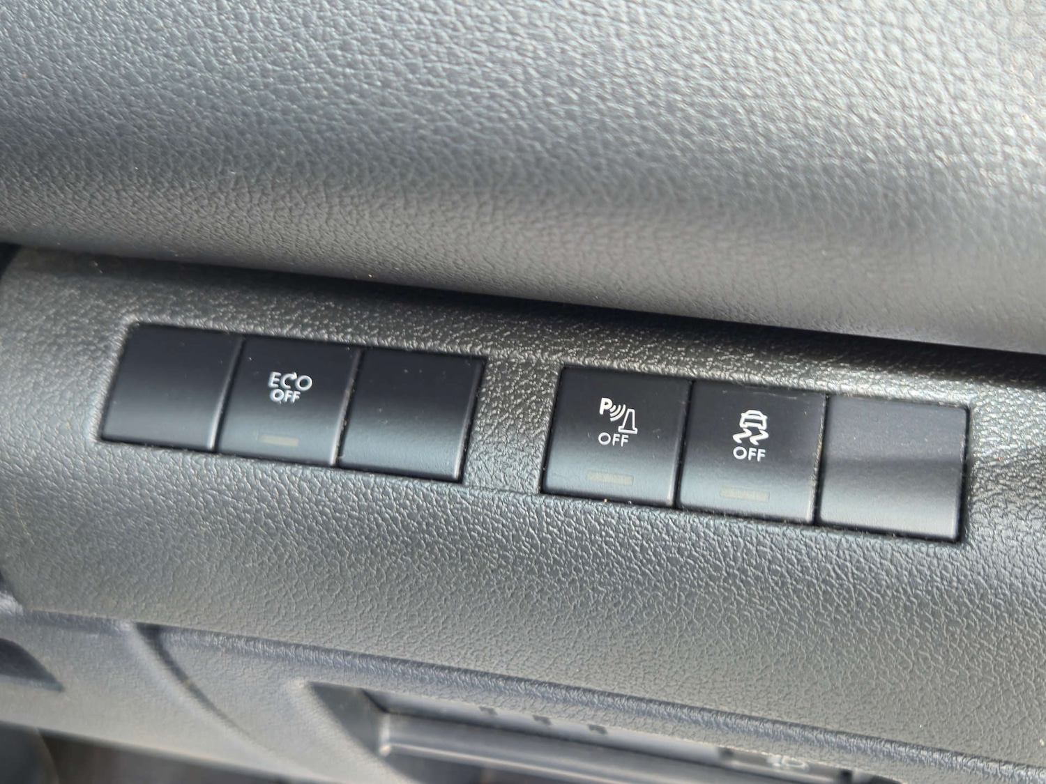 Used Peugeot 3008 2015 for sale - 76878101: Photo 33