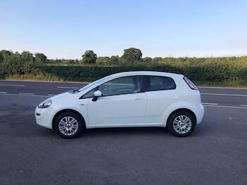 Used Fiat Punto 2012 for sale - 75372568: Photo