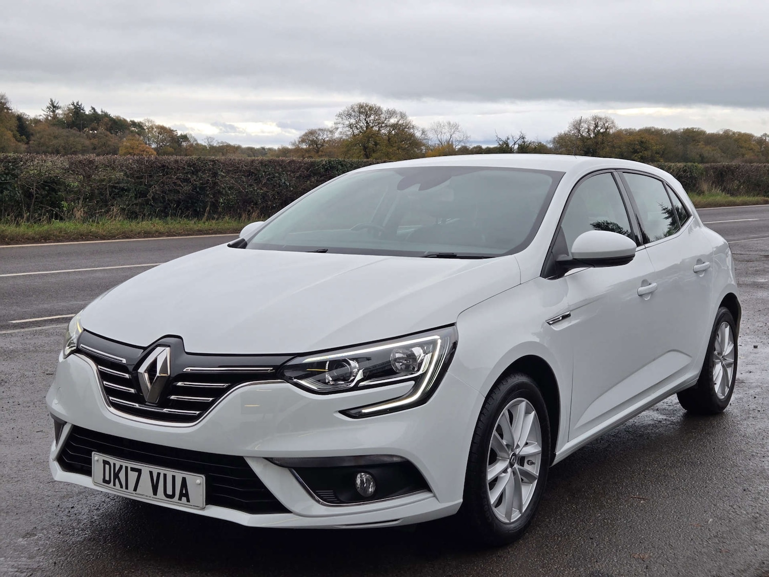 Used Renault Megane 2017 for sale - 76601085: Photo 12